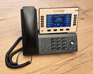 snom D865 SIP Holztelefon
